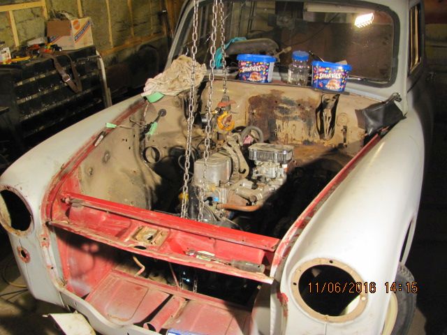 Fitting the New Engine Into The Engine Bay